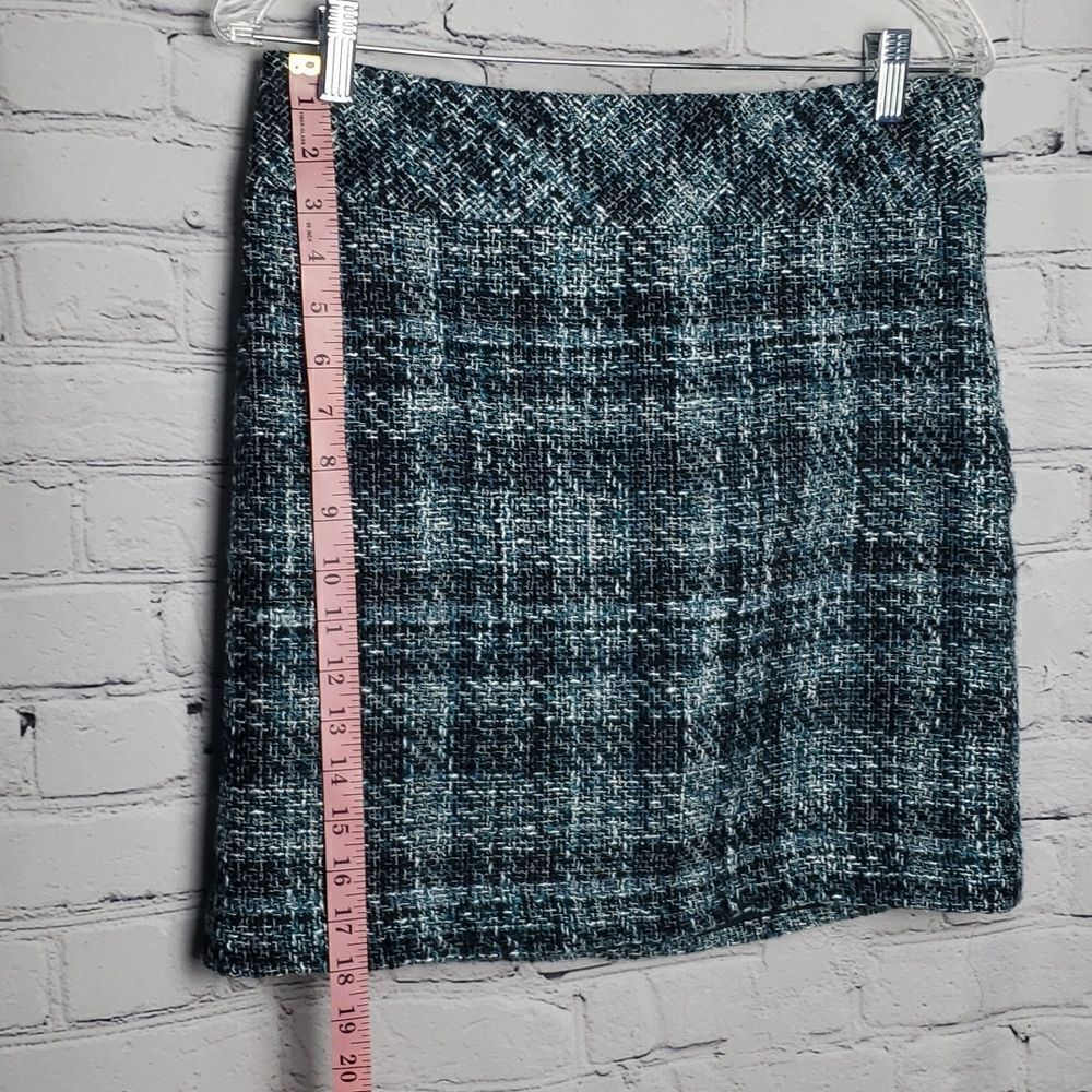 ‎LOFT Skirt - Picture 3 of 7